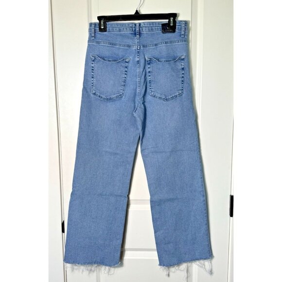Amarisa Wide Leg Jeans Women's 29R Light Wash Cropped Raw Hem - Picture 2 of 11